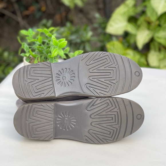 UGG Aubrielle grey winter boots size 11 - Picture 6 of 6